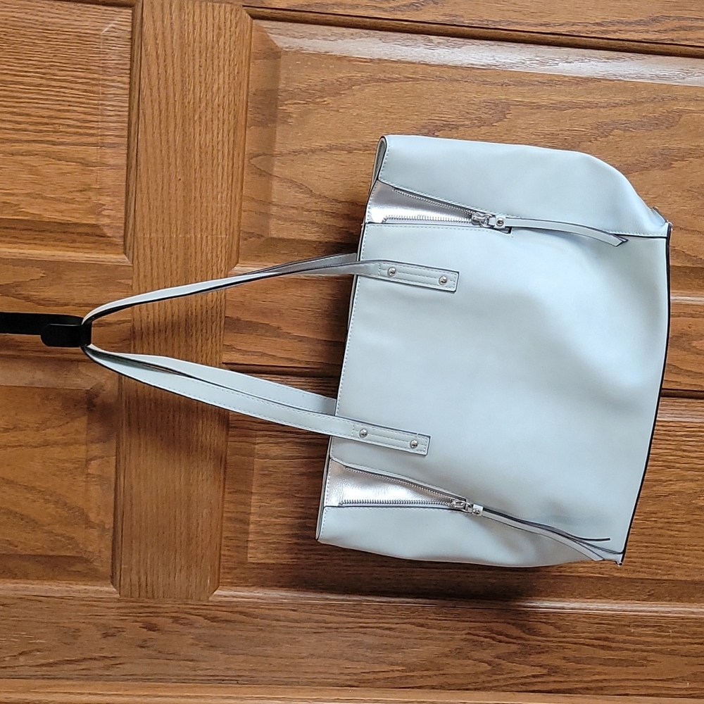 Light blue tote bag